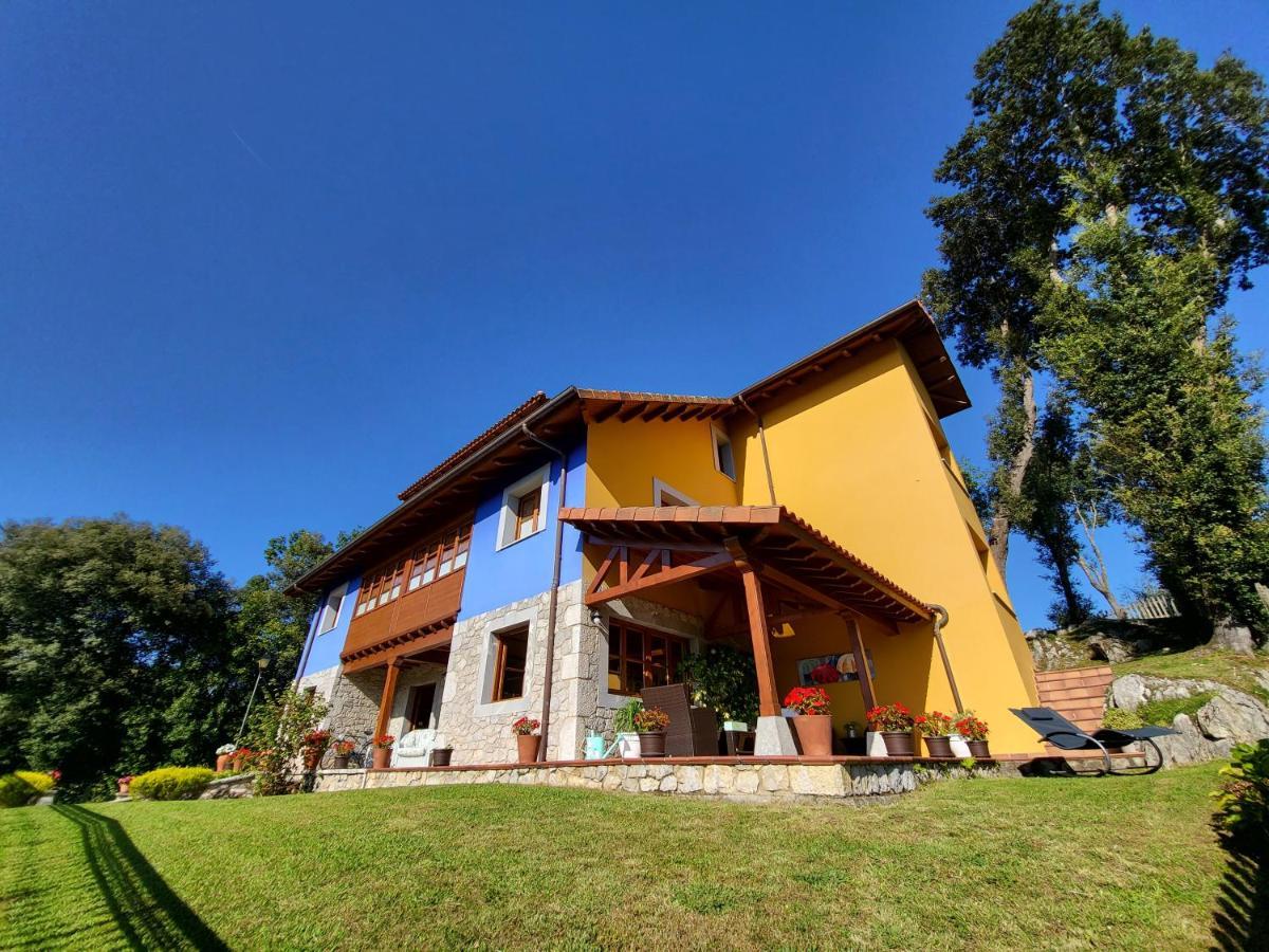 La Biesca Sebrenu Ribadesella Exterior foto